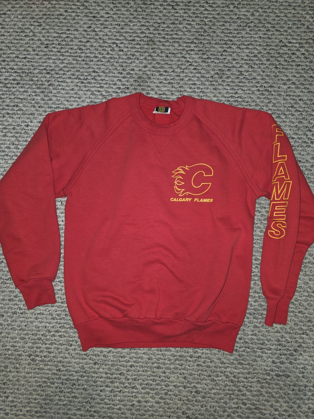 Red Crewneck Sweatshirt - Men's NHL Fan Pullover